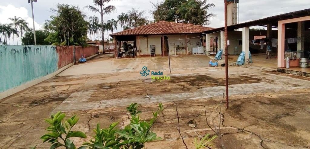 Imagem da propriedade CO6571 17