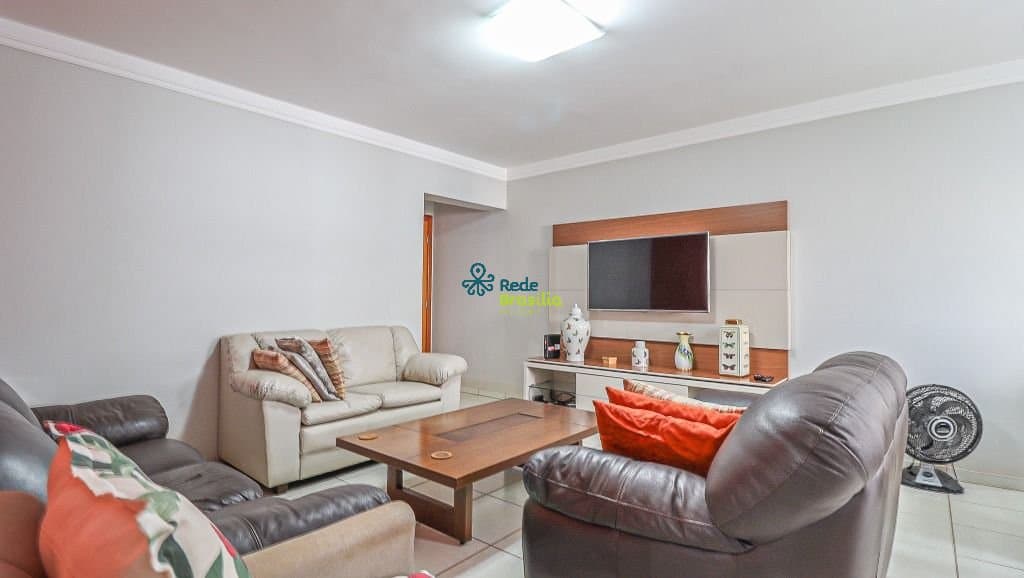 Imagem da propriedade CO9216 2