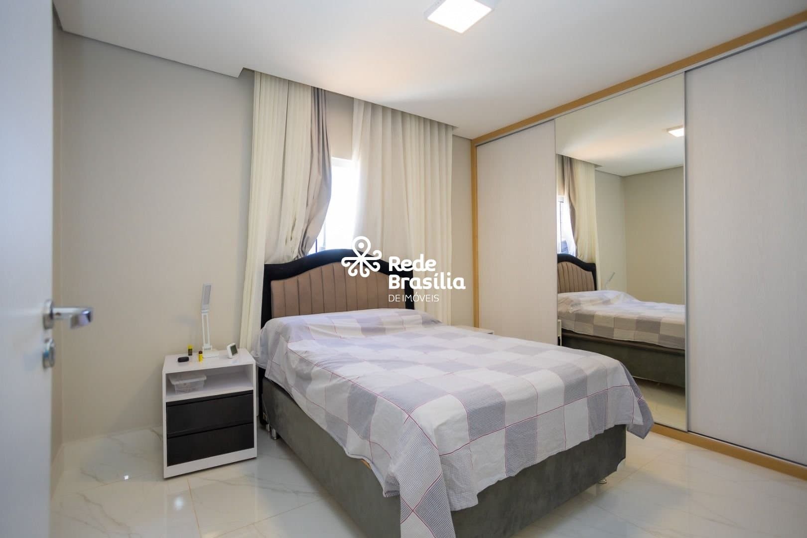 Imagem da propriedade TH26276 14