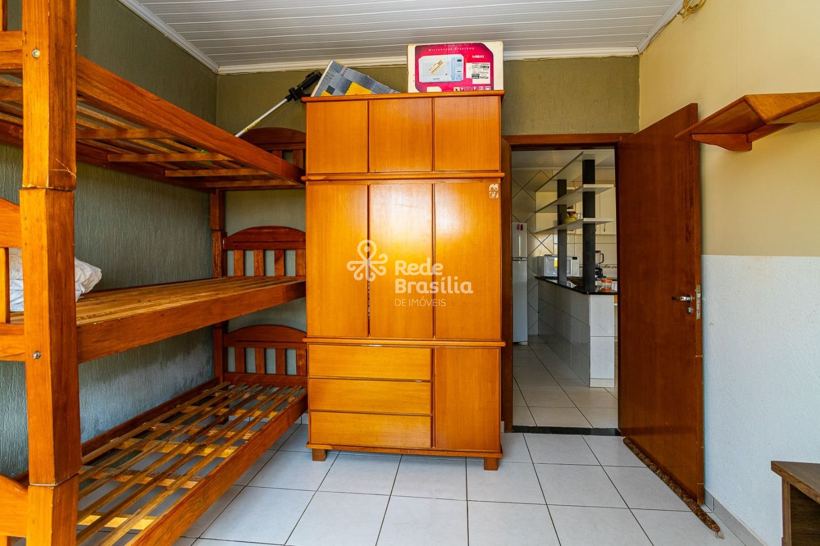 Imagem da propriedade UB1410 4