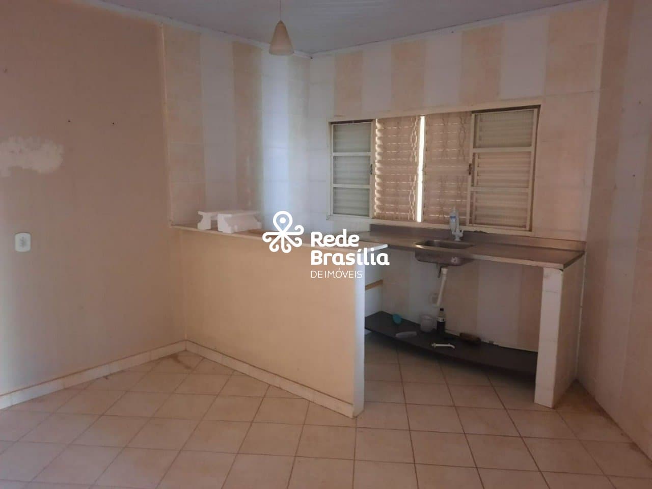 Imagem da propriedade UB1525 10