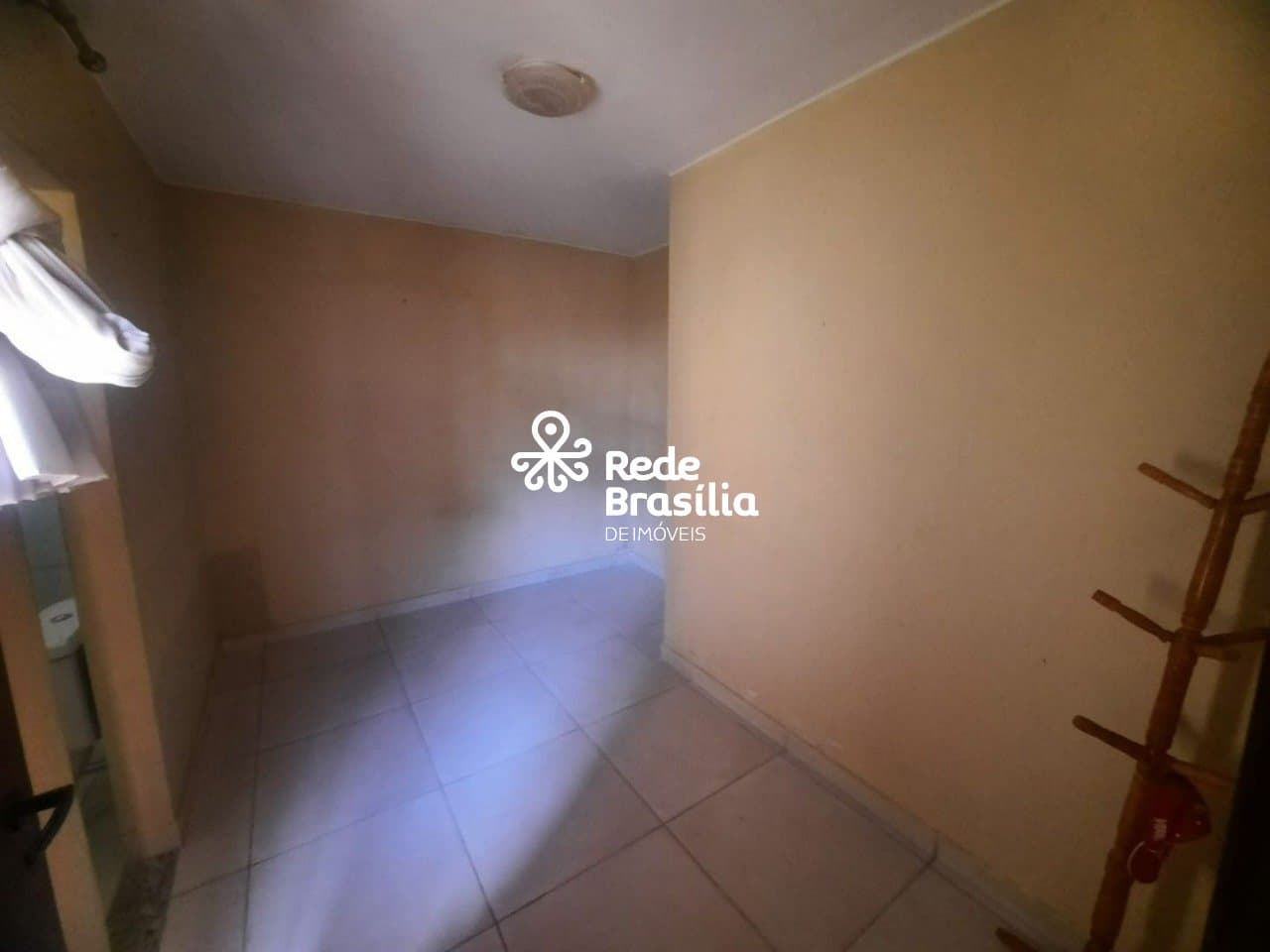 Imagem da propriedade UB1525 24