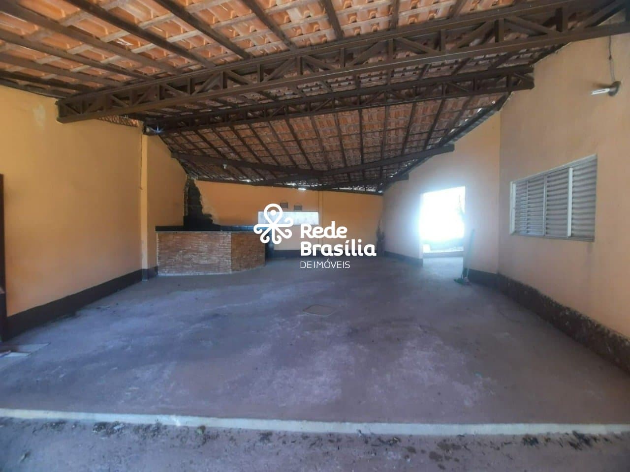 Imagem da propriedade UB1525 28